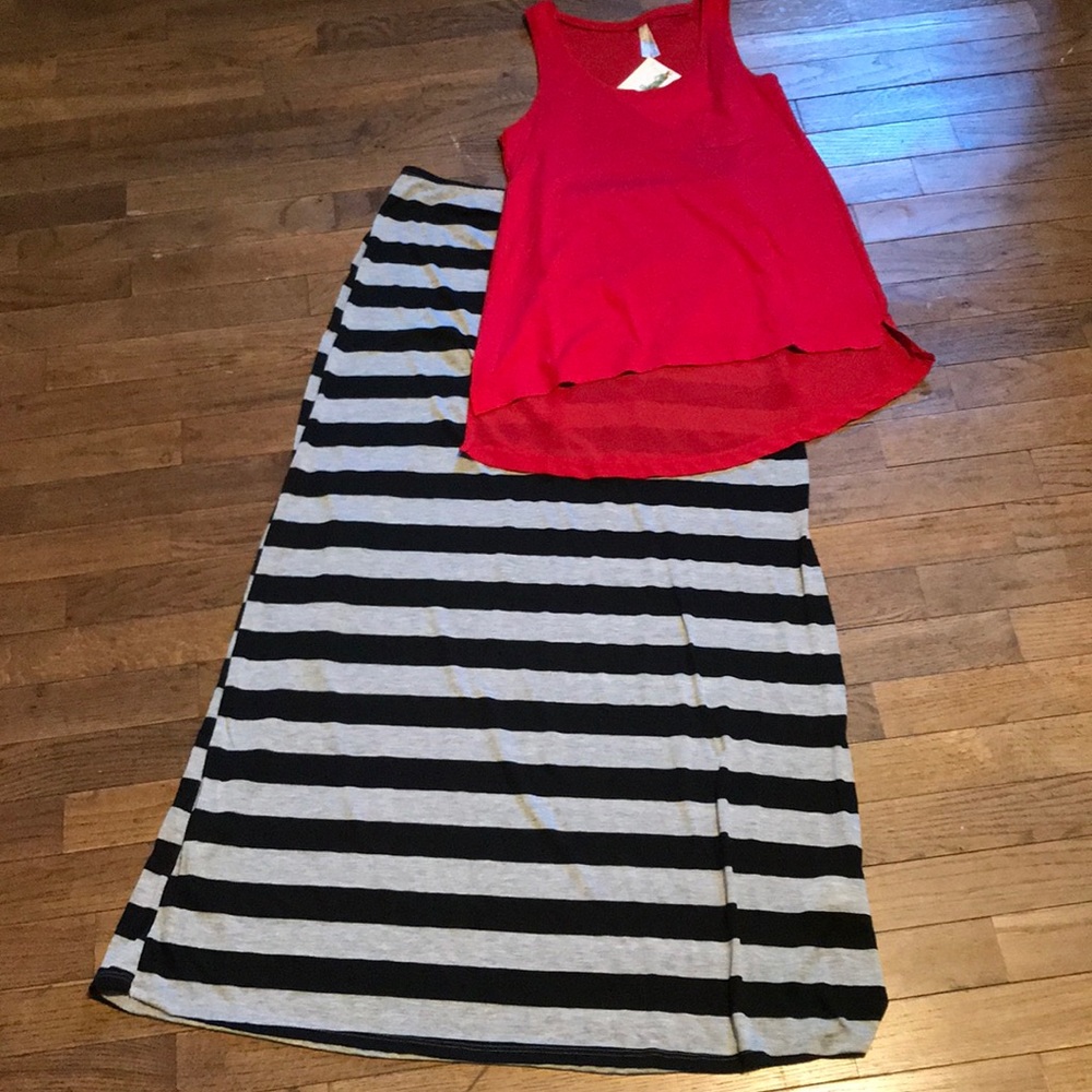 Lightweight Black & Gray Striped skirt